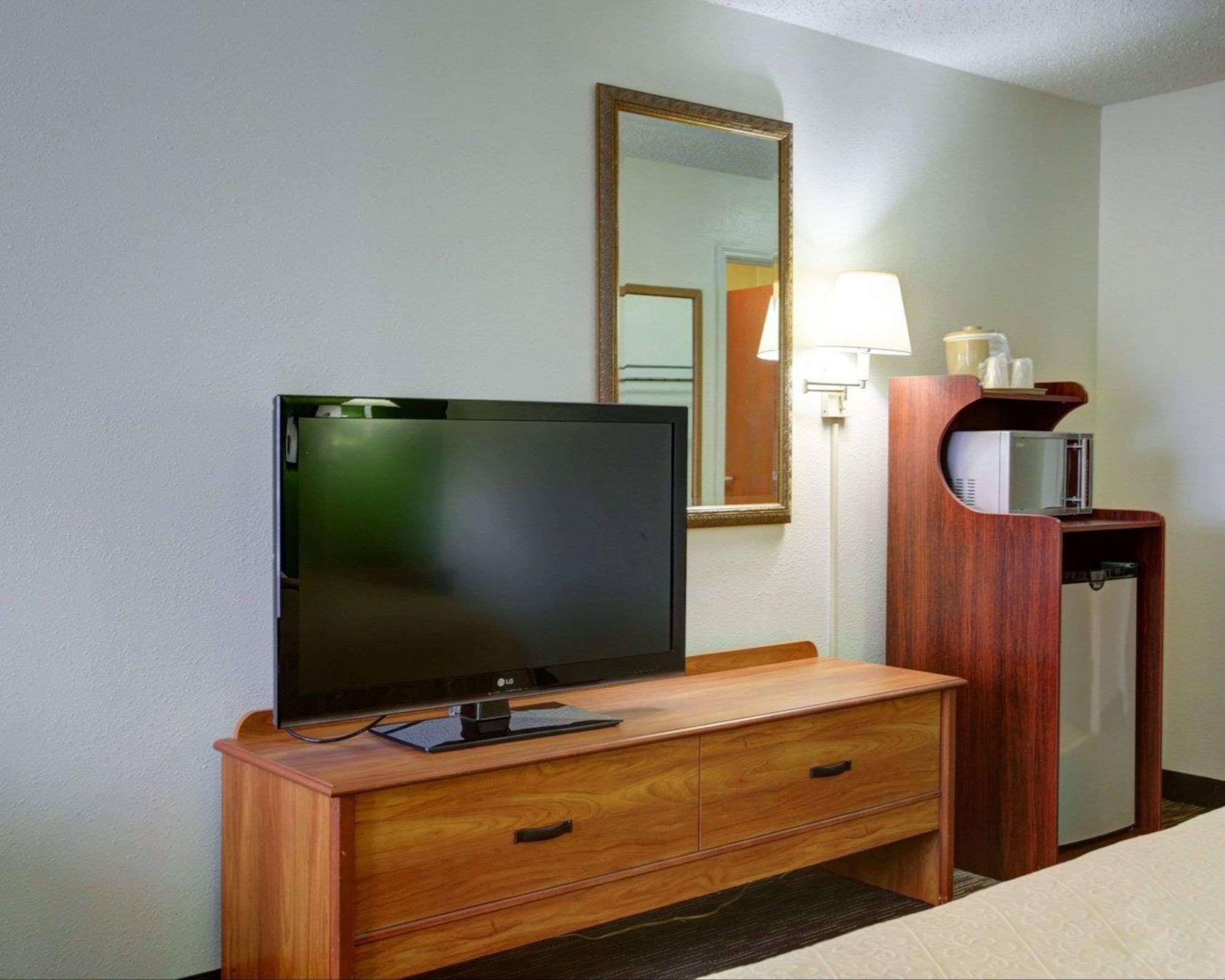 Quality Inn & Suites Airport Austin Dış mekan fotoğraf