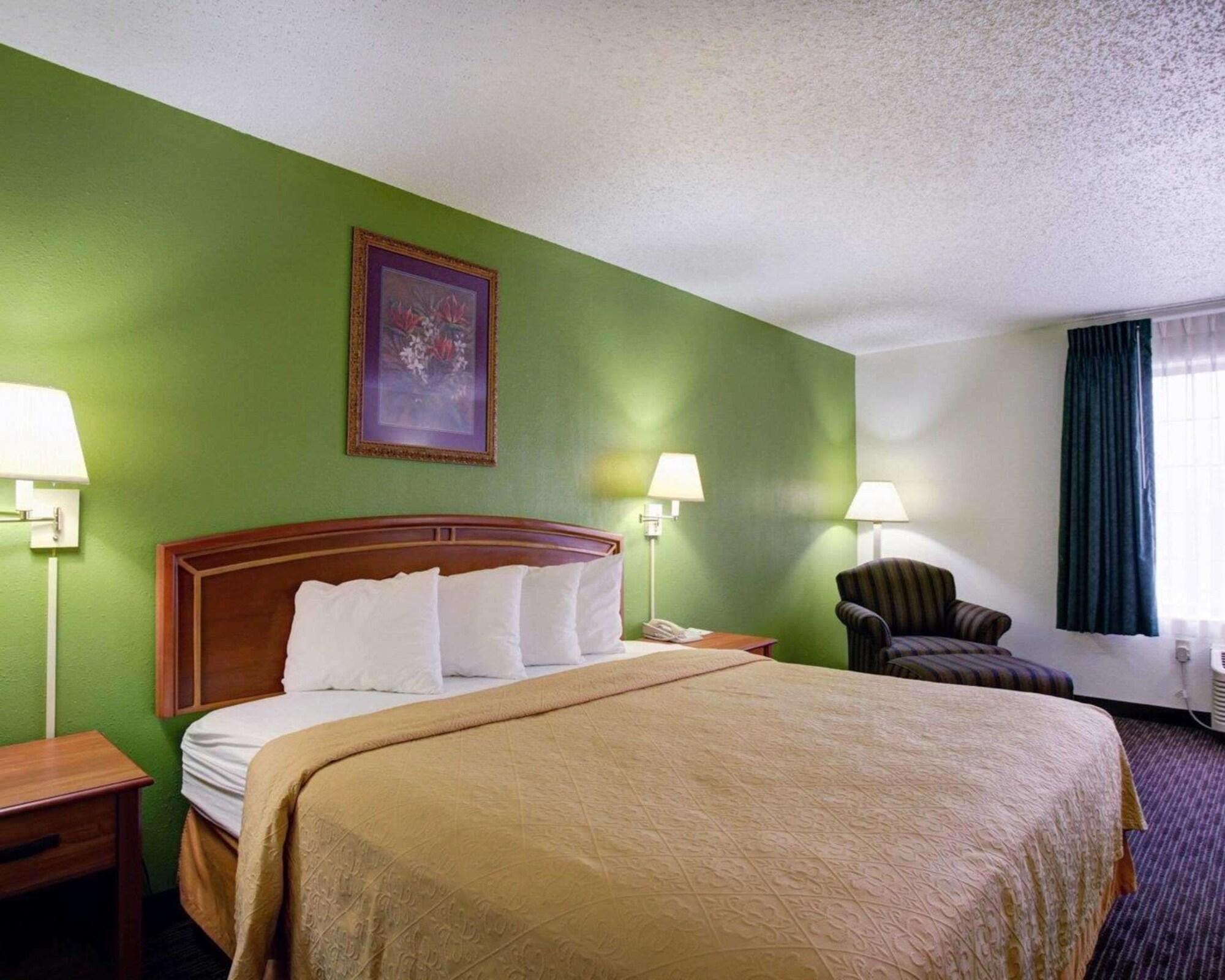Quality Inn & Suites Airport Austin Dış mekan fotoğraf