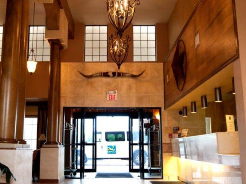 Quality Inn & Suites Airport Austin Dış mekan fotoğraf