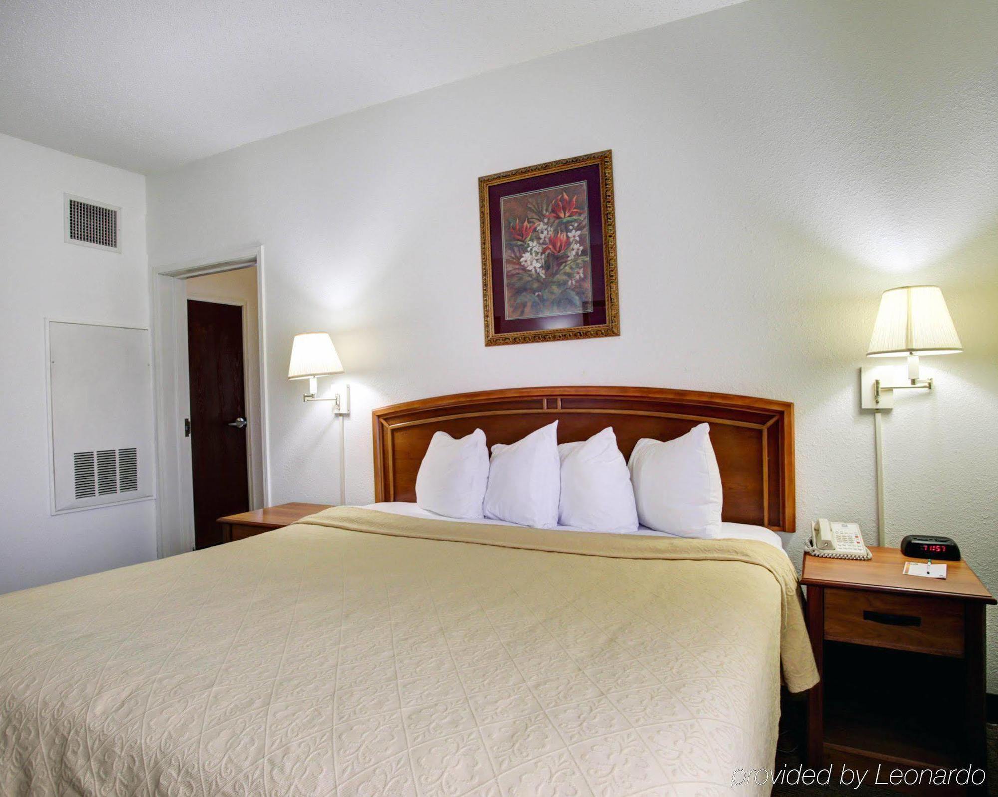 Quality Inn & Suites Airport Austin Dış mekan fotoğraf