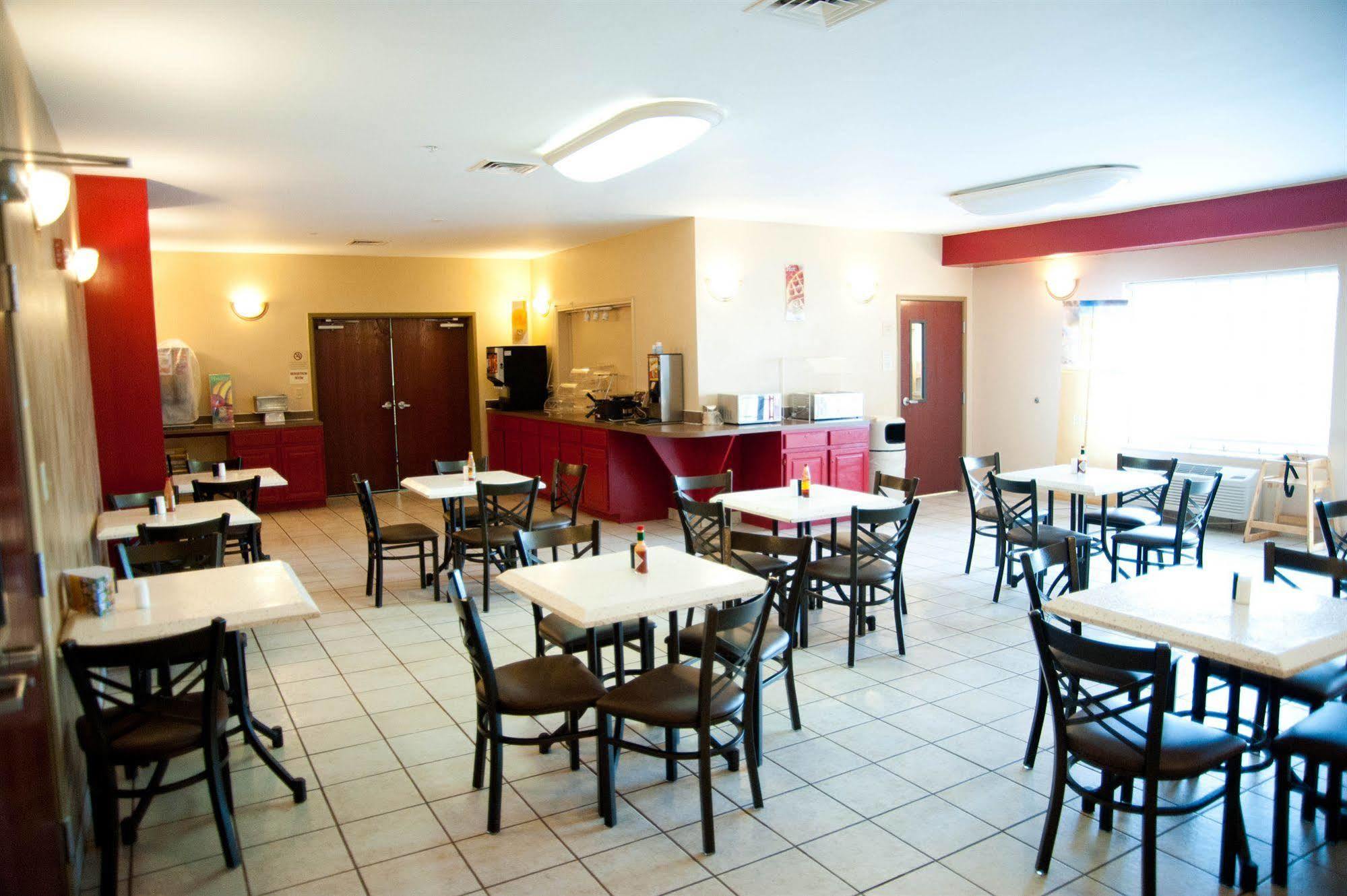 Quality Inn & Suites Airport Austin Dış mekan fotoğraf