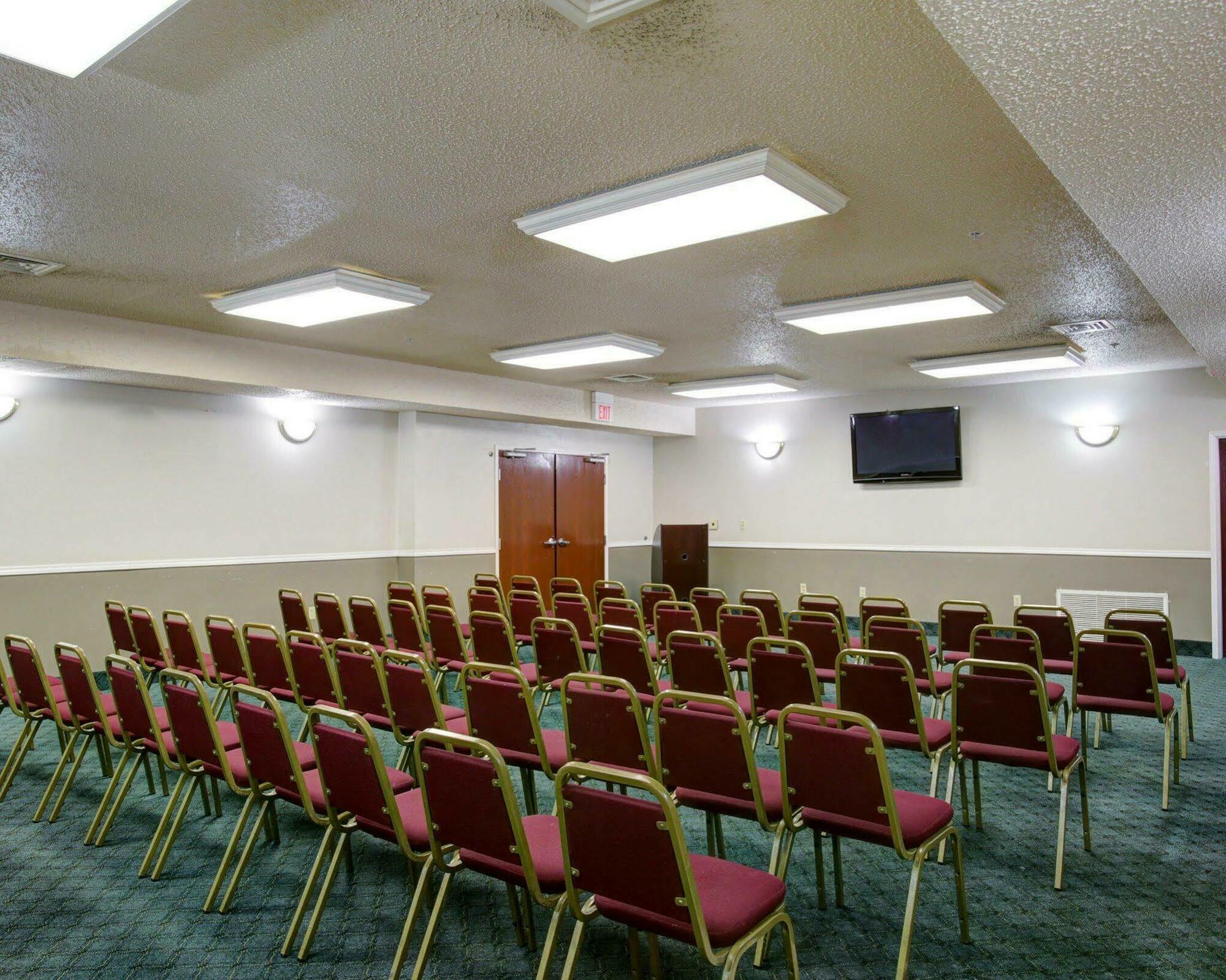 Quality Inn & Suites Airport Austin Dış mekan fotoğraf